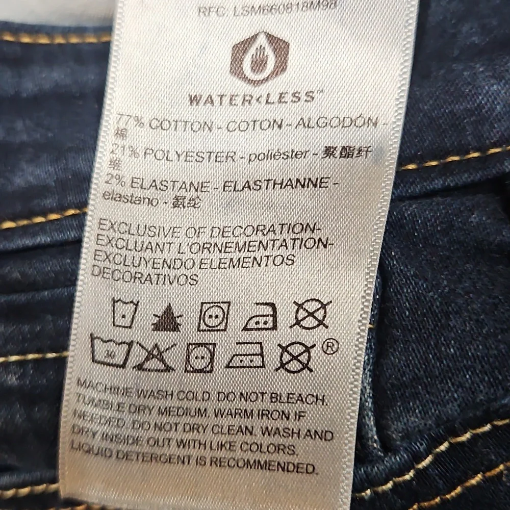 👖Signature by Levi Strauss Dark Blue Distressed Skinny Jeans